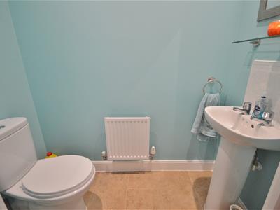 GROUND FLOOR CLOAKROOM